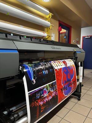 Printer in action! Printing some high quality and high resolution posters on photo grade paper.