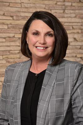 Dianna Shelton - Coldwell Banker Realty