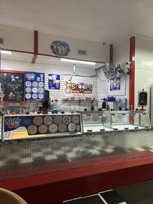 Scoop’s by the Square