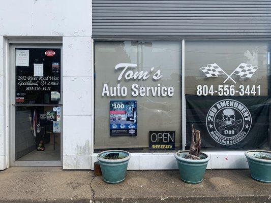 Toms Auto Service