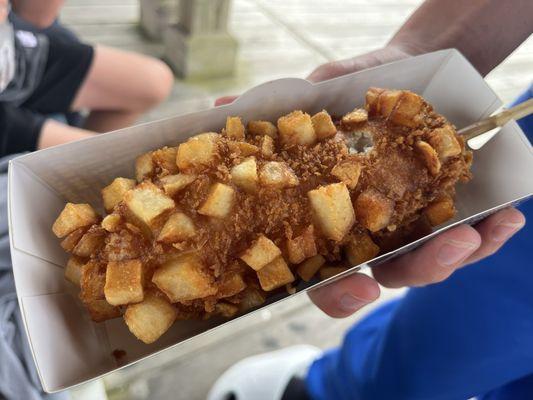 Corn dogs with mozzarella