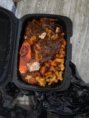 Jerk Chicken with Mac and Cheese Lunch Special