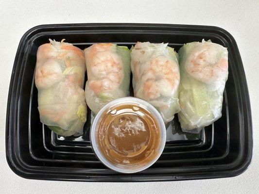Fresh Spring Rolls with Peanut Sauce