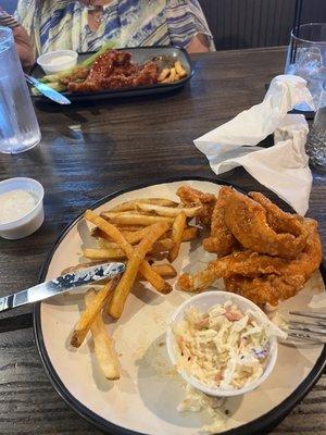 Winger's Grill & Bar