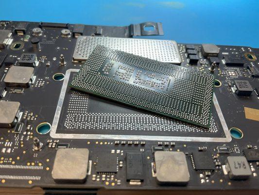 CPU replacement on a MacBook Pro for data recovery