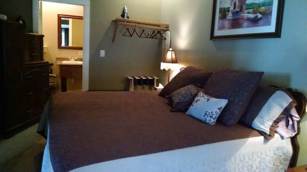 NoHo, our comfy King room with custom tiled bath!