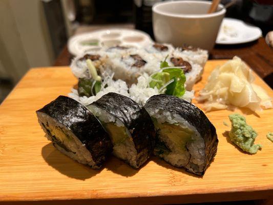 Vegetable & mushroom rolls