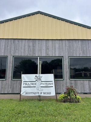 Prairie Pickins Boutique & More