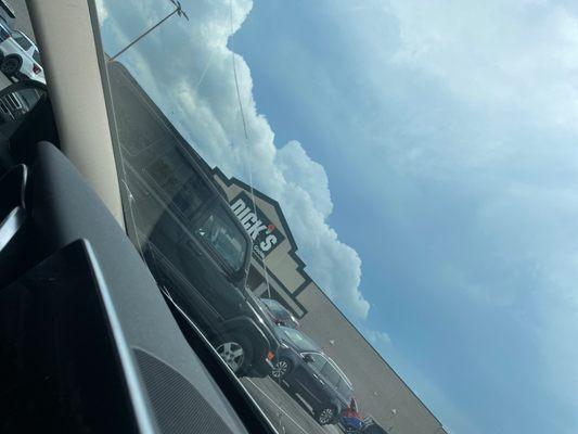 DICK'S Sporting Goods