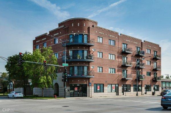 6005 N Kimball Ave Unit 304, Chicago, IL 60659 2 Bed, 2 Bath, 2 Balconies, 2 Parking Spaces