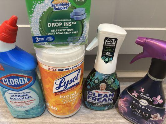 5 out of 9 things I got . As you can see all the good name brands at good price . Dollar general is beating dollar tree for a few extra $