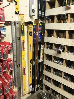 Tangs 99 Cents & Hardware Store