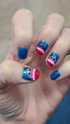 J & B Nail Spa