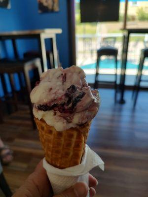 Goat cheese and roasted cherry