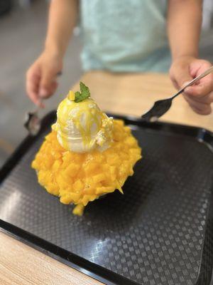 Mango bingsoo