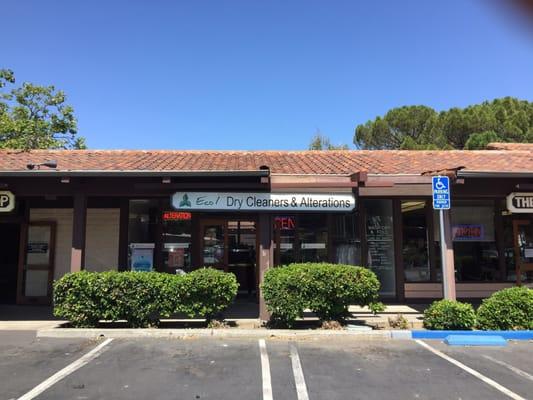 Eco1 Dry Cleaners & Alterations