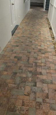 I think its time to have a closer look at this place. It needs some serious attention.