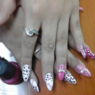 Holly Nails & Spa