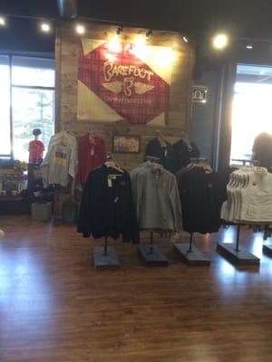 Barefoot Campus Outfitter