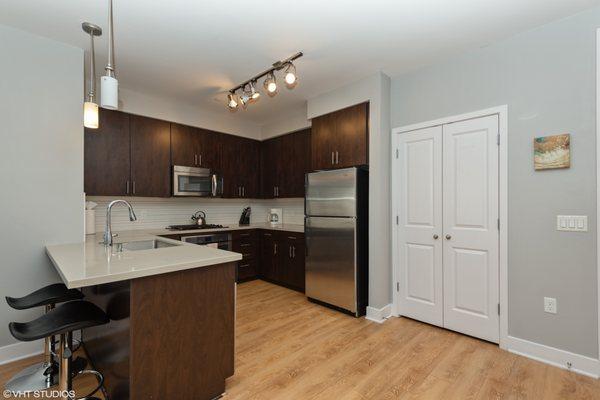 2 Bedroom - All Dishes, Kitchen Items and Pots and Pans Provided