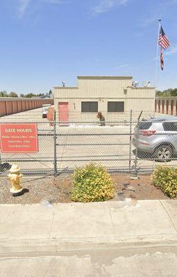 Glenn's Orosi Mini Storage