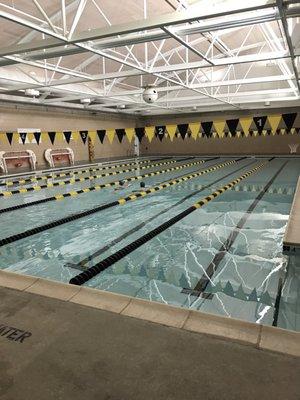 Lap pool (25 meters)