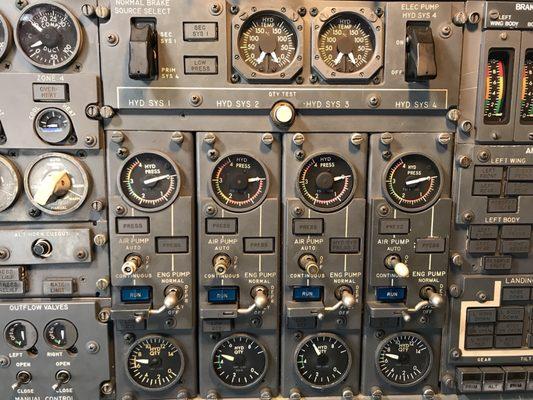 Hiller Aviation Institute Inc