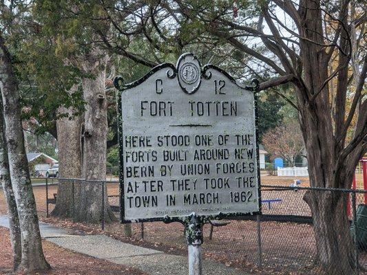 Fort Totten Historical Marker, New Bern