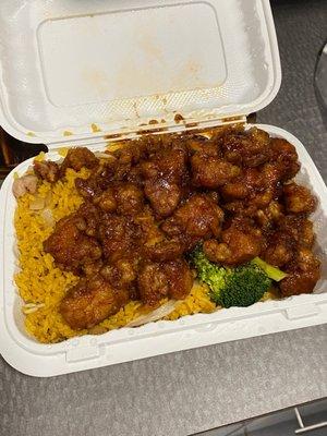 General Tsos cooked to perfection.