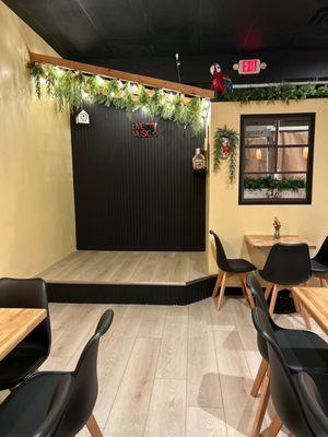 Come enjoy your weekend with us! Live music available.