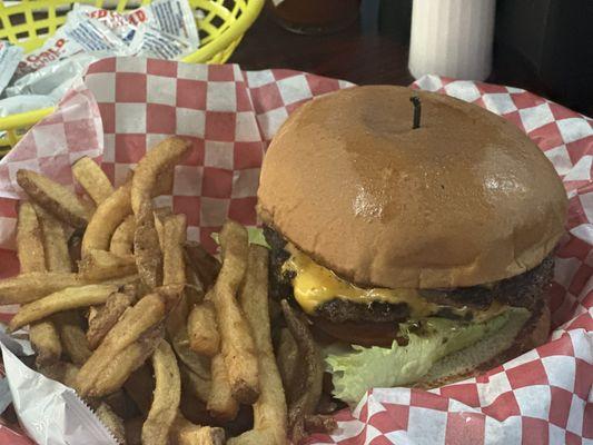 Frankie G’s Sports Bar