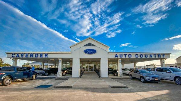 Cavender Ford located in Columbus, TX!