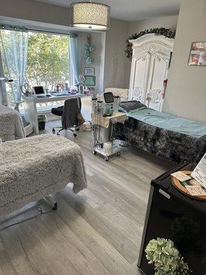 Pensacola Teeth Whitening & Body Cavitation