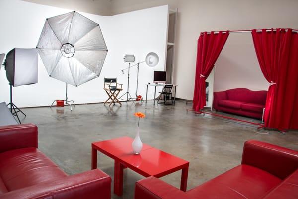 Splendid Studio - Film & Photo Studio Rental