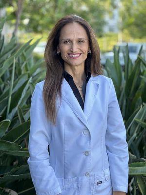 Behnaz Sharifi Cosmetic & Family Dentistry