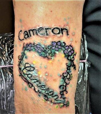 And Caroly has started to fix it I am happy w the start, The purple flowers Fix the name about & we will be doing more purple flow& mo & dee