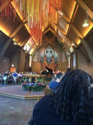 Getting in some church.