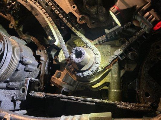 2007 Ford F-150
Install new timing chains