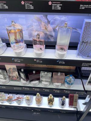 Idole, 2025 summer scent, one of anyways ;)