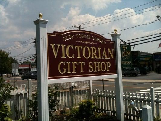 Victorian Gift Shop At Olde Towne Garden