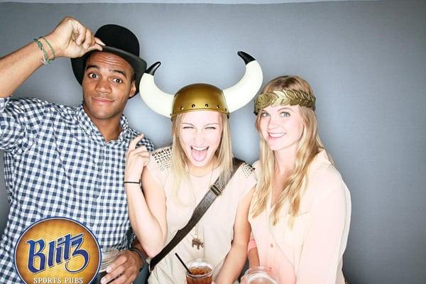 U Snaps Photobooth Rental