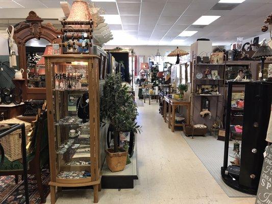 Another pic of interior and booths