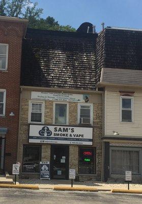 Sam’s Smoke & Vape