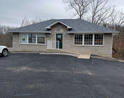 Located at 16952 N State Hwy 5, Sunrise Beach, MO