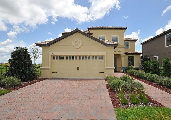 New luxury vacation rental community in Central Florida. With resort style amenities and 3 championship golf courses - it has...