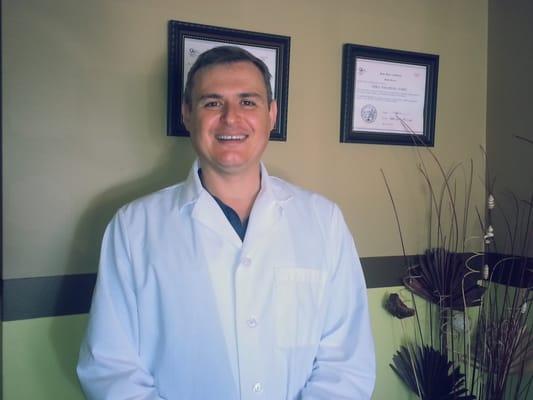 Dr. Francisco J. Santacruz