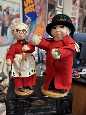 Uncle Mistletoe and Aunt Holly from The Walnut Room in Marshall Fields