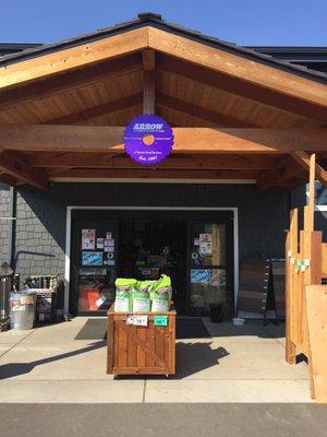 Arrow Lumber & Hardware