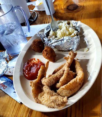 Catfish Plate - Three Piece, But They Added Some Because Of Size