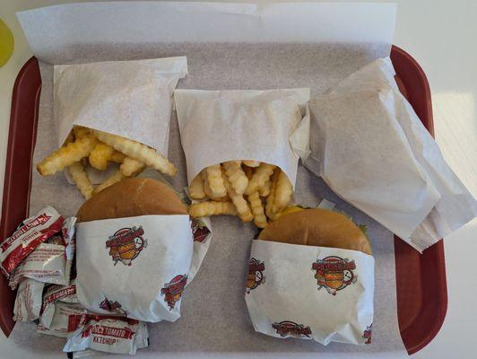 Deluxe burger combo special